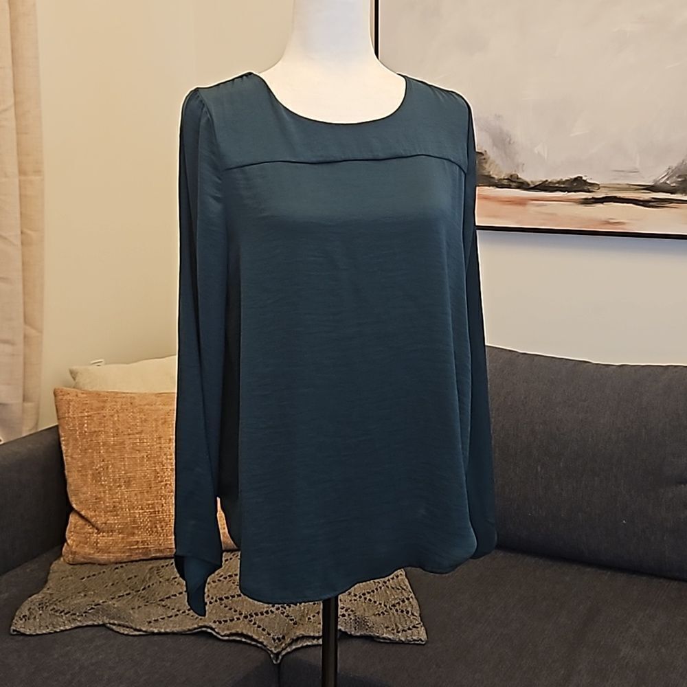 Nwt Vila Open Back Blouse